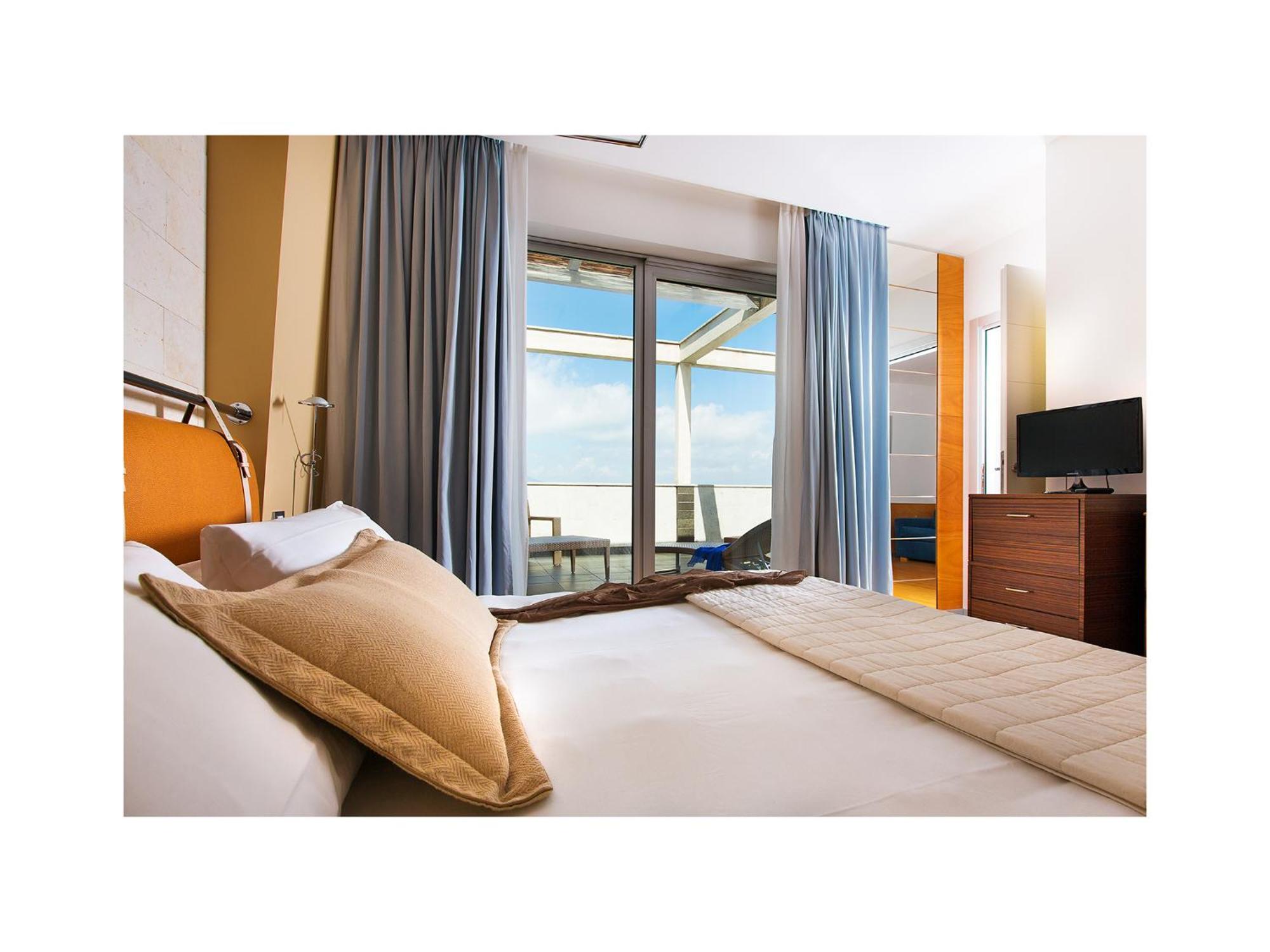 Hotel Towers Stabiae Sorrento Coast 4*